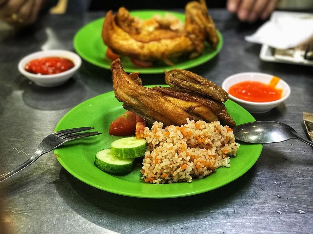 nhung quan com ga noi danh “nut vach” tai sai thanh. - anh 6