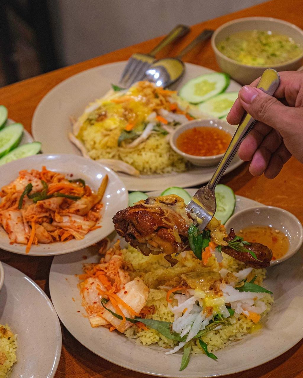 nhung quan com ga noi danh “nut vach” tai sai thanh. - anh 5