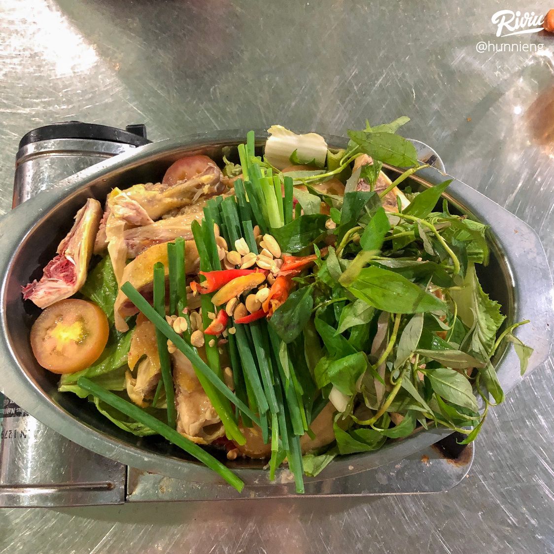 Quán ăn Huyện Hóc Môn - Top địa điểm hot nhất 10 Gà Hấp Hèm 9999 Đường Nguyễn Thị Sóc, Xã Bà Điểm, huyện Hóc Môn | riviu.vn