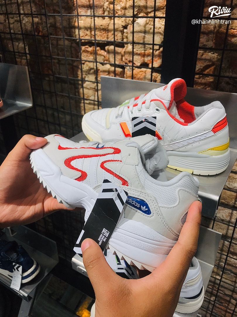 Lùng sục 10 shop bán giày dép nữ đẹp “vạn người follow” ở Sài Gòn - ảnh 62 lung suc 10 shop ban giay dep nu dep “van nguoi follow” o sai gon - anh 62