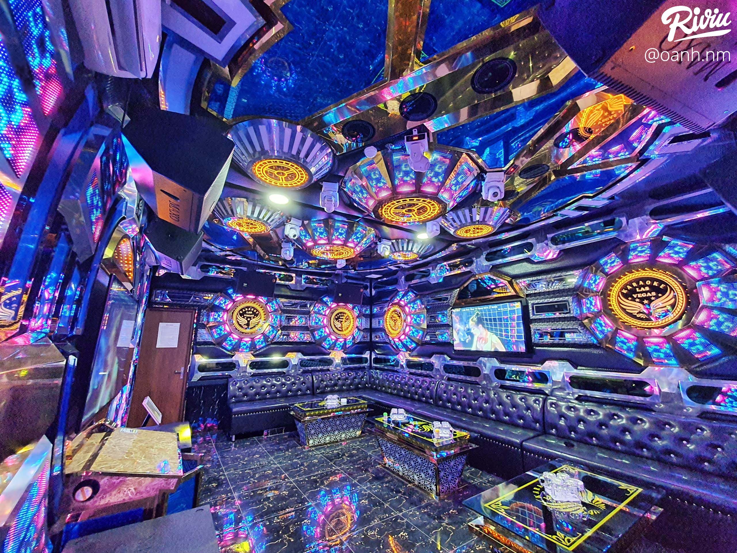 lan dau trai nghiem karaoke 5 sao o phu quoc - karaoke las vegas phu quoc - anh 6