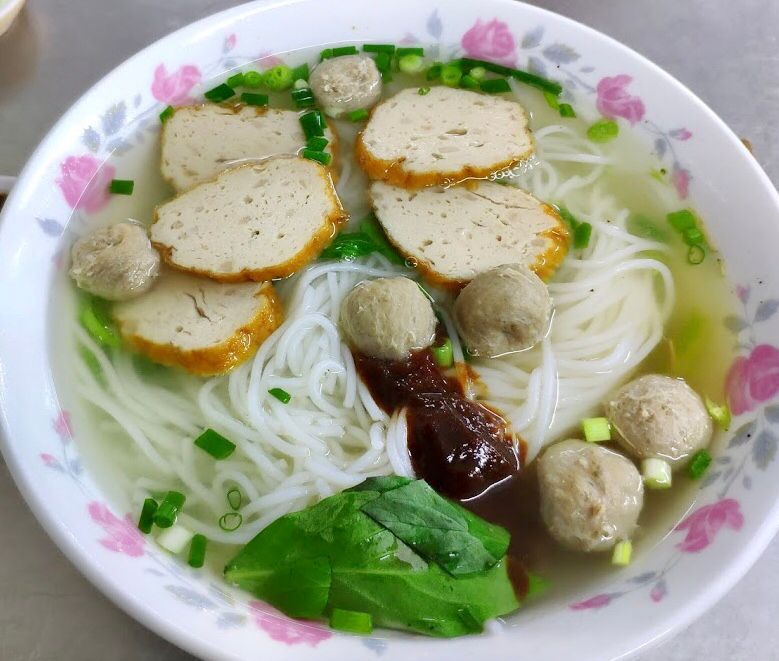 Bún Bò Viên Cô Hoa Vườn Chuối