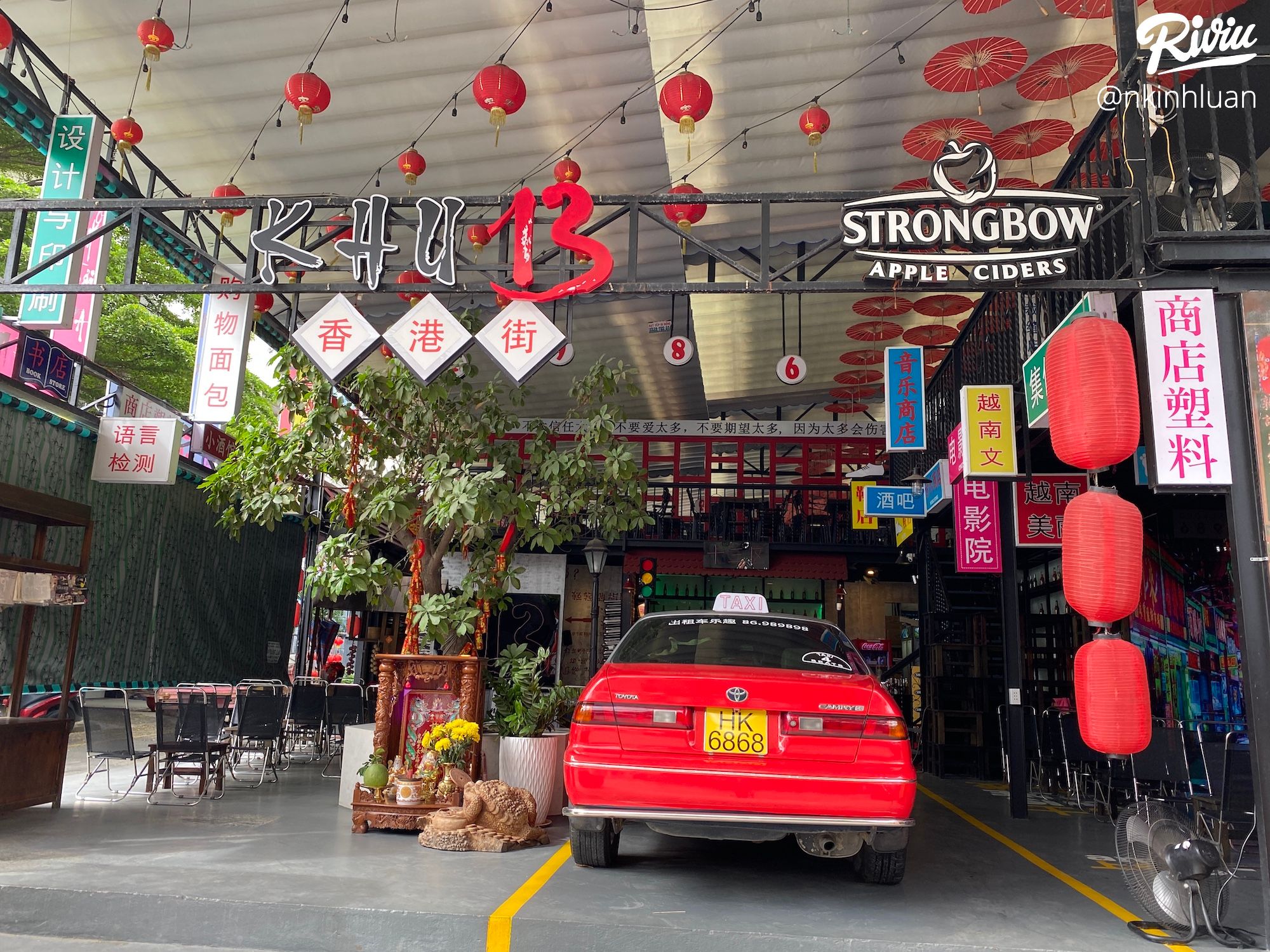 Khu 13, quán cafe cực chất dành cho giới trẻ yêu thích phong cách Hong Kong - ảnh 1 khu 13, quan cafe cuc chat danh cho gioi tre yeu thich phong cach hong kong - anh 1