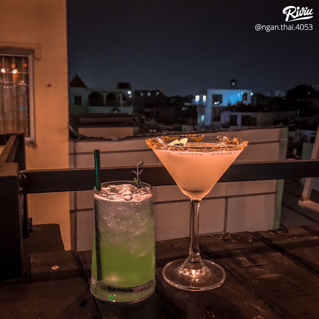 V Skylover Rooftop Riviu vn