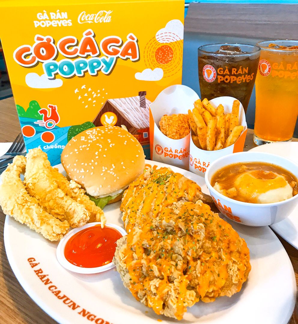 Ăn Gà Popeyes gom về bộ Cờ Cá Gà để dành Tết lập sòng nè????????????