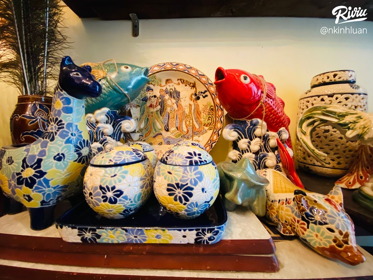 ghe tham nha cua ngoai - moc mac, thuan tuy va dam chat hoai niem  - anh 5