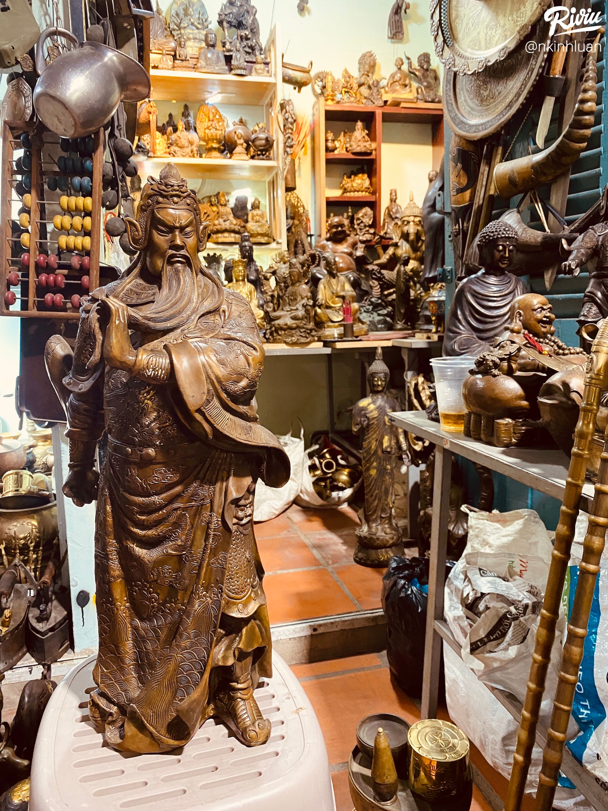 cho do co cao minh, noi buon ban nhung hoai niem  - anh 1