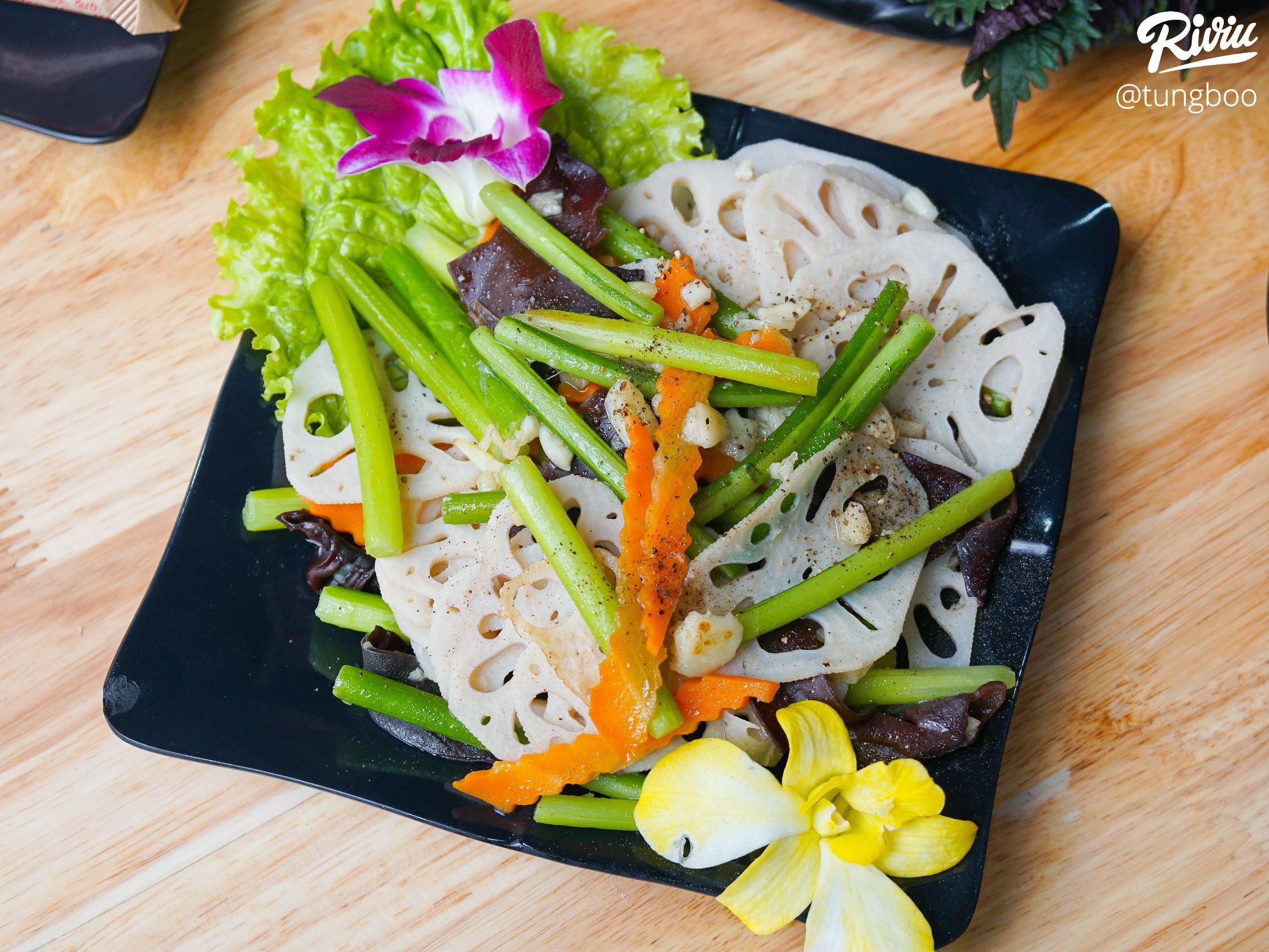 Khai sáng quán lẩu riêu cua đúng chất thôn dã mới xuất hiện khu Thanh Xuân - ảnh 24 khai sang quan lau rieu cua dung chat thon da moi xuat hien khu thanh xuan - anh 24