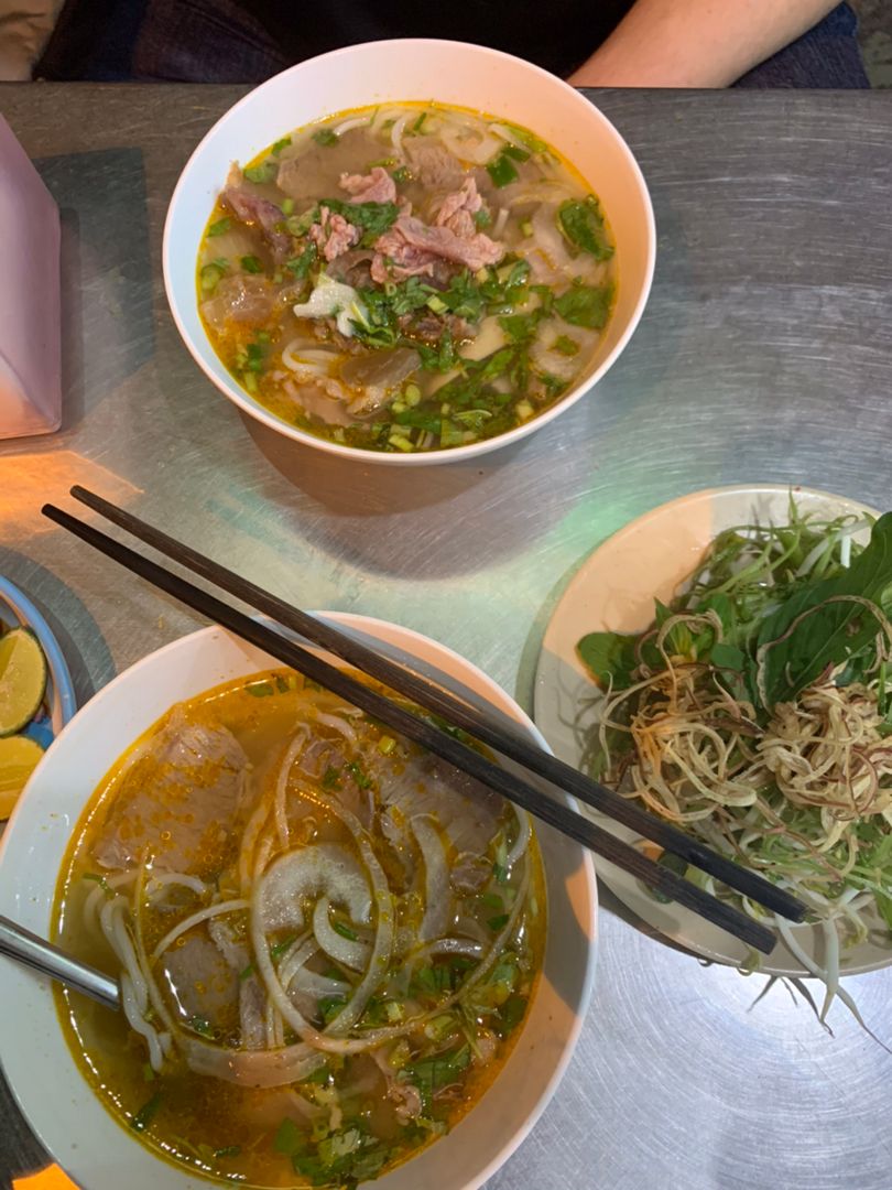 Bún bò huế mở 24h