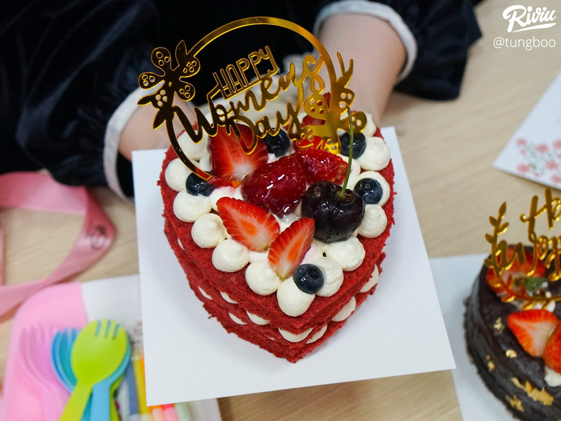 goi y qua 8/3 vua dep mat vua ngon mieng danh cho nua kia the gioi - anh 1