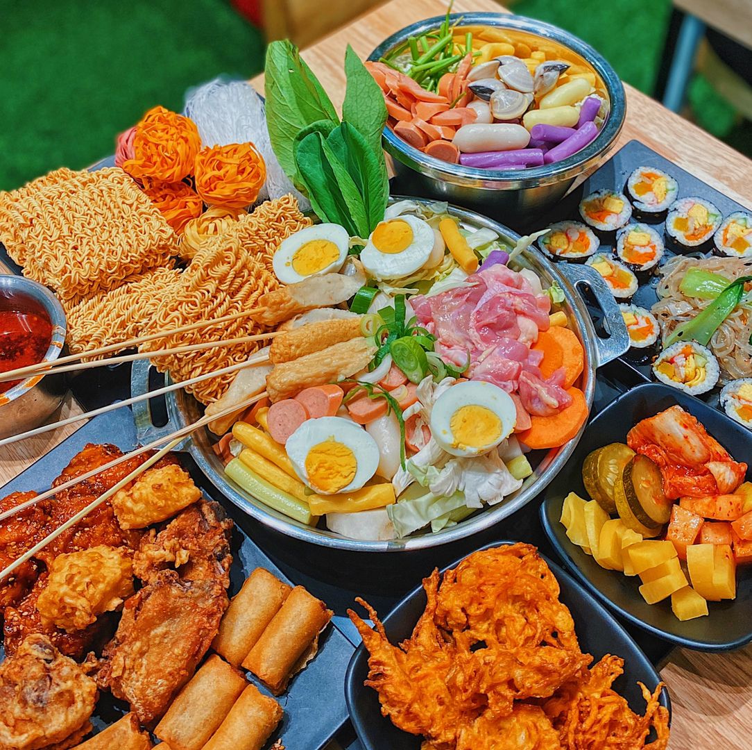 BUFFET TOKBOKKI 89K REFILL NƯỚC NGỌT MIỄN PHÍ CÓ NGON NHƯ LỜI ĐỒN?