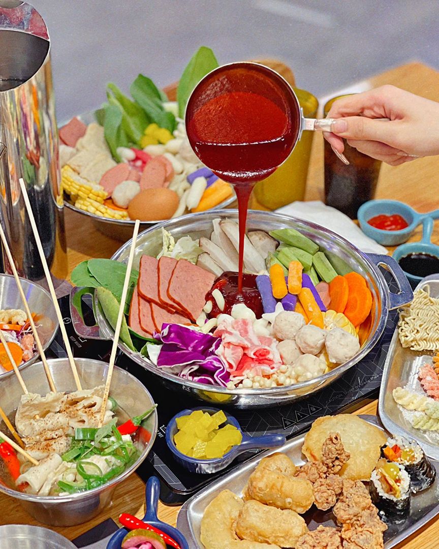 ???? BUFFET LẨU MÀ CÒN VIỀN PHÔ MAI