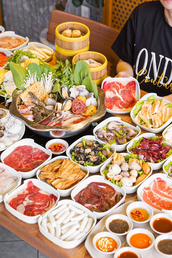 BUFFET LẨU 2 NGĂN CÓ BÒ, HEO, TÔM, ỐC, SỤN GÀ... NHÚNG ĐÃ TAY & DIMSUM KHÔNG GIỚI HẠN ????