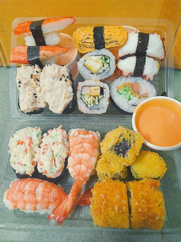 Sushi sinh viên SIÊU RẺ - SIÊU NGON