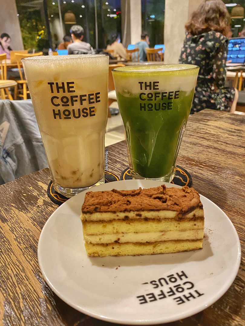 THE COFFEE HOUSE THÂN THUỘC CỦA TỤI MÌNH