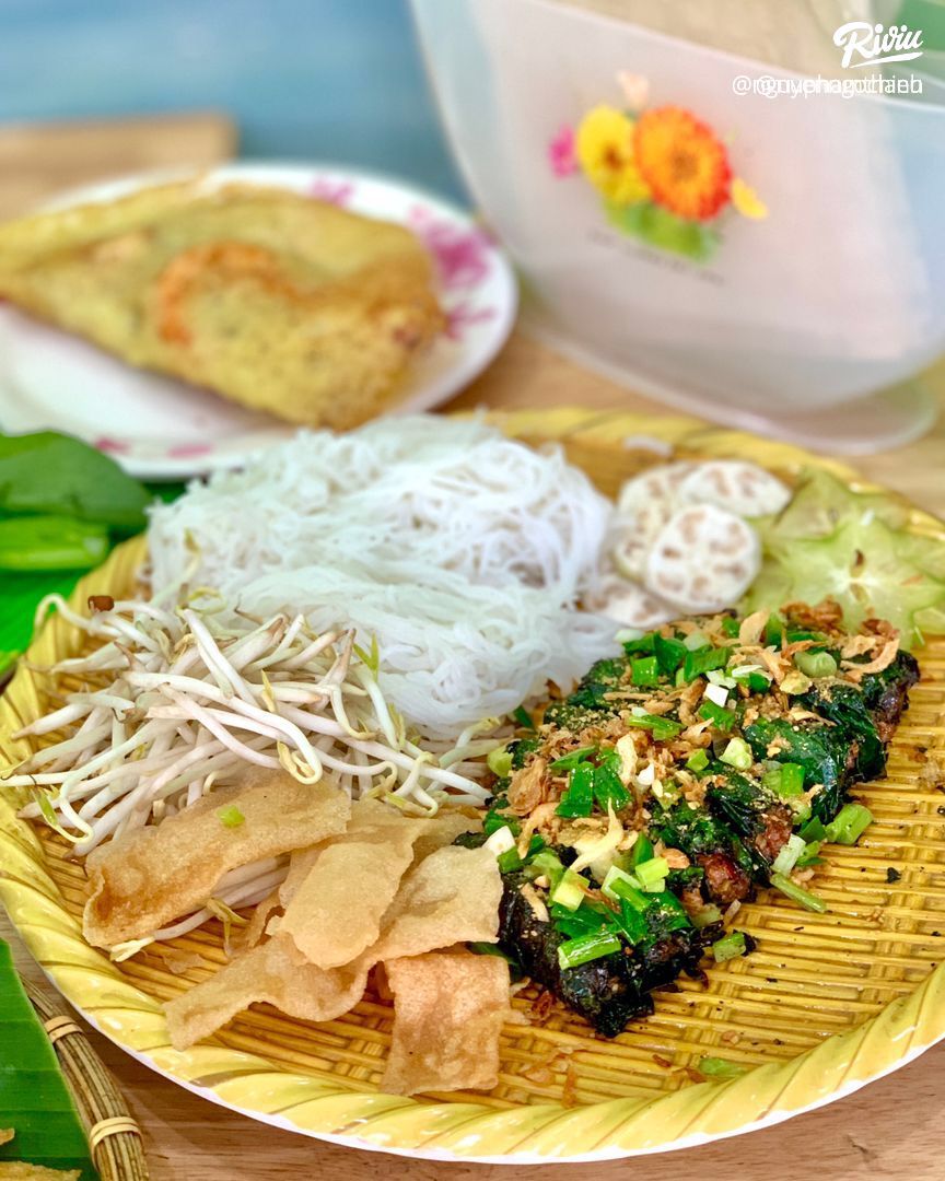 BÁNH XÈO TÔM NHẢY