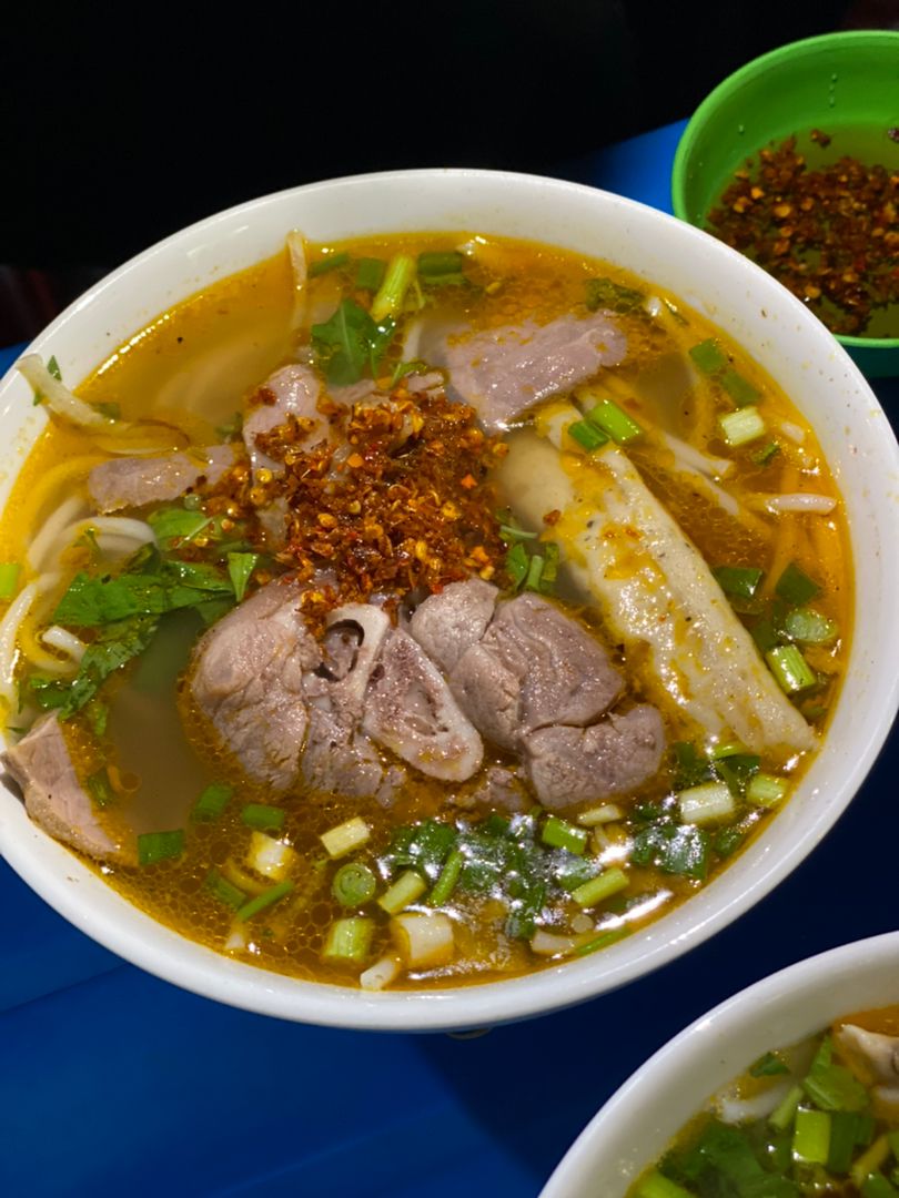 MỘT CHIẾC BÚN BÒ 30K Ở QUẬN 3