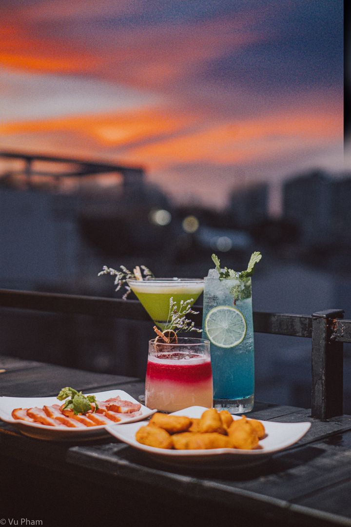 MỘT CHIẾC ROOFTOP CỰC CHILL GIỮA TRUNG TÂM QUẬN 10 NÈ???????????? 