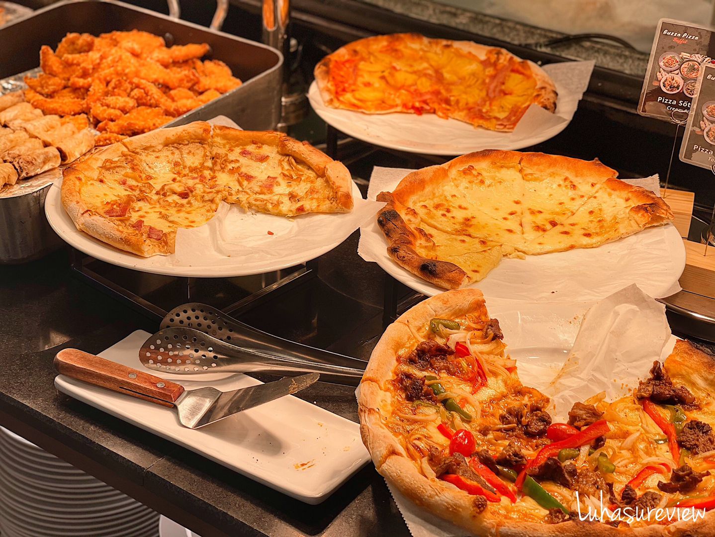 Tranh thủ khuyến mãi, thử “Buffet tính tiền theo phút” của Buzza Pizza xem có chất lượng như mô hình Alacarte hay không?