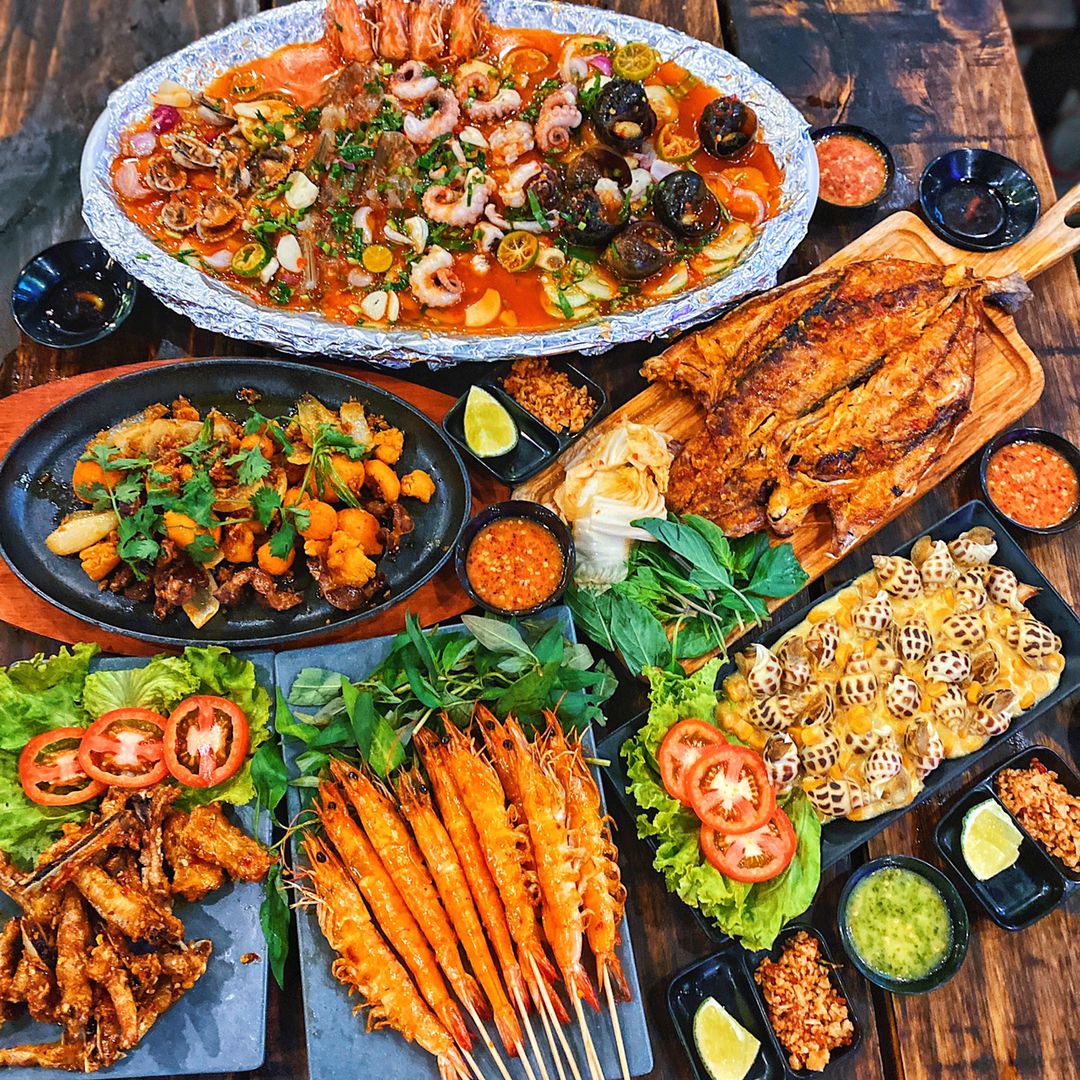 Quán nhậ.u có mồi nhắm siêu ngon Lại còn tặng 1 món bất kì trong menu không giới hạn giá tiền ???? 