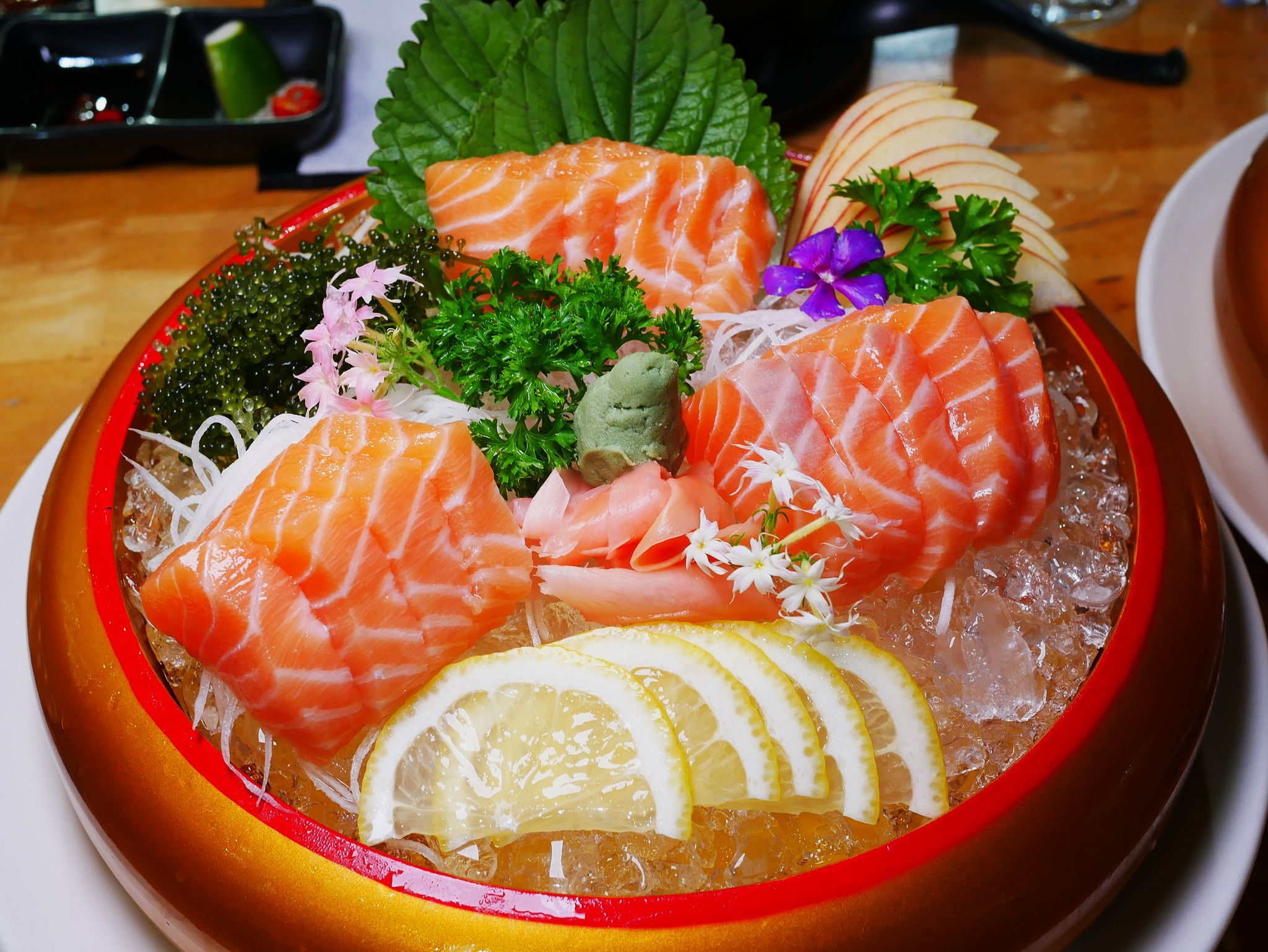 set sashimi cá hồi béo ngậy 