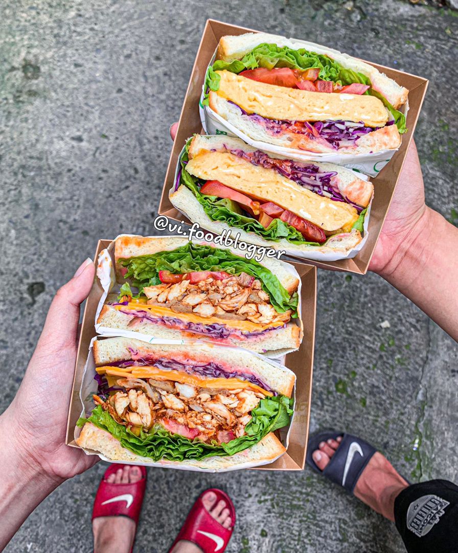 Xin lỗi chịu hổng nổi sandwich 30k mập ú na ú nần ????