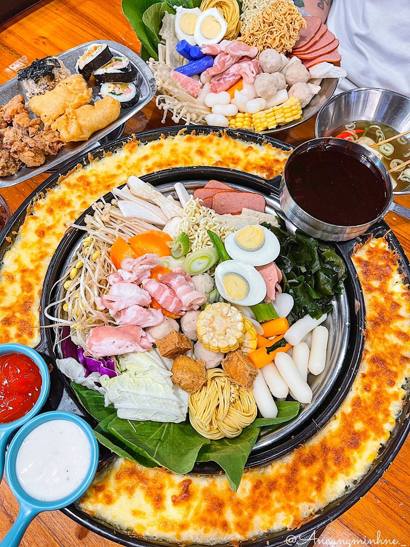 ???? CHIẾN PHỦ PHÊ TOKBOKKI - THOẢ CƠN THÈM LẨU HÀN QUỐC TẠI MỘT TRONG NHỮNG QUÁN BUFFET RẺ NHẤT NHÌ SÀI THÀNH ????