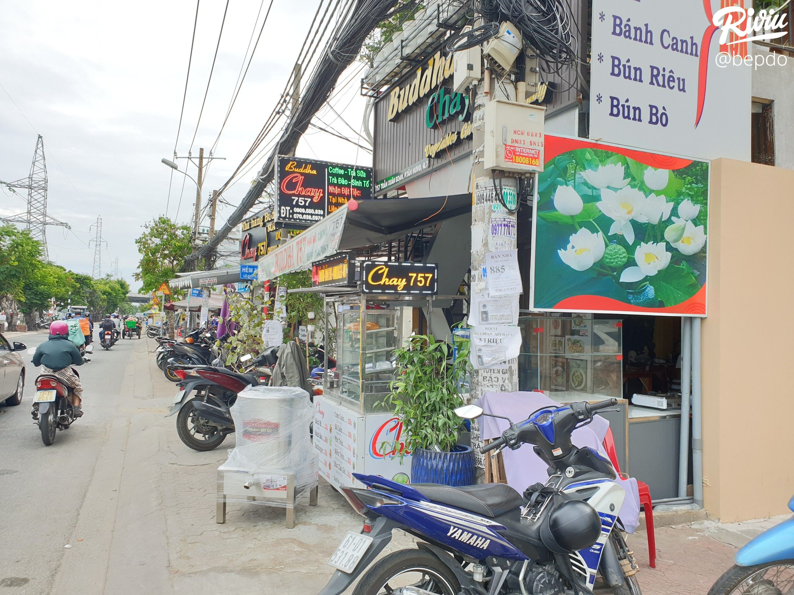 noi nau pho dien bep do - anh 1