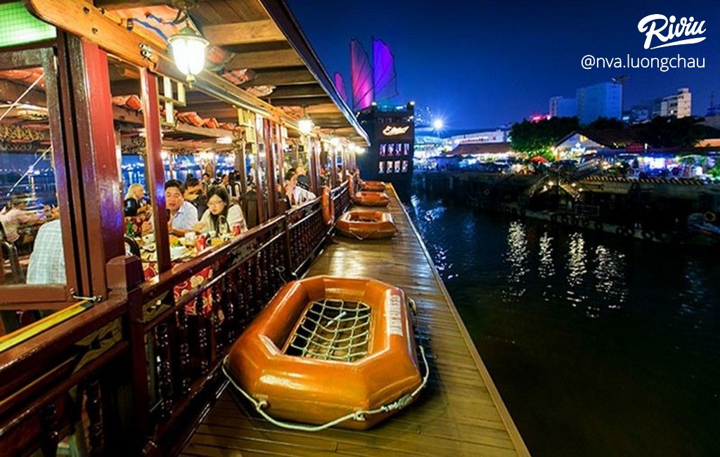 DU THUYỀN SÔNG HÀN ĐÀ NẴNG- NGẮM THÀNH PHỐ ĐÀ NẴNG VỀ ĐÊM - ảnh 4 du thuyen song han da nang- ngam thanh pho da nang ve dem - anh 4