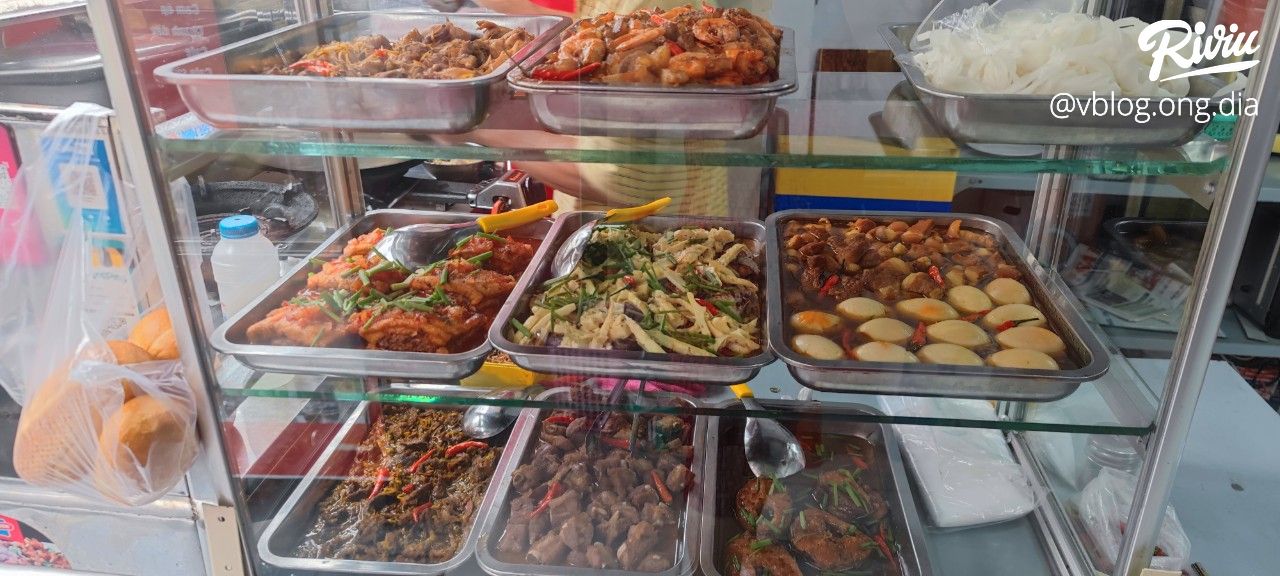 Cơm trưa quận 10 Suri Food - Không Gian rộng rãi thoáng mát.Thực đơn đa dạng - ảnh 8 com trua quan 10 suri food - khong gian rong rai thoang mat.thuc don da dang - anh 8