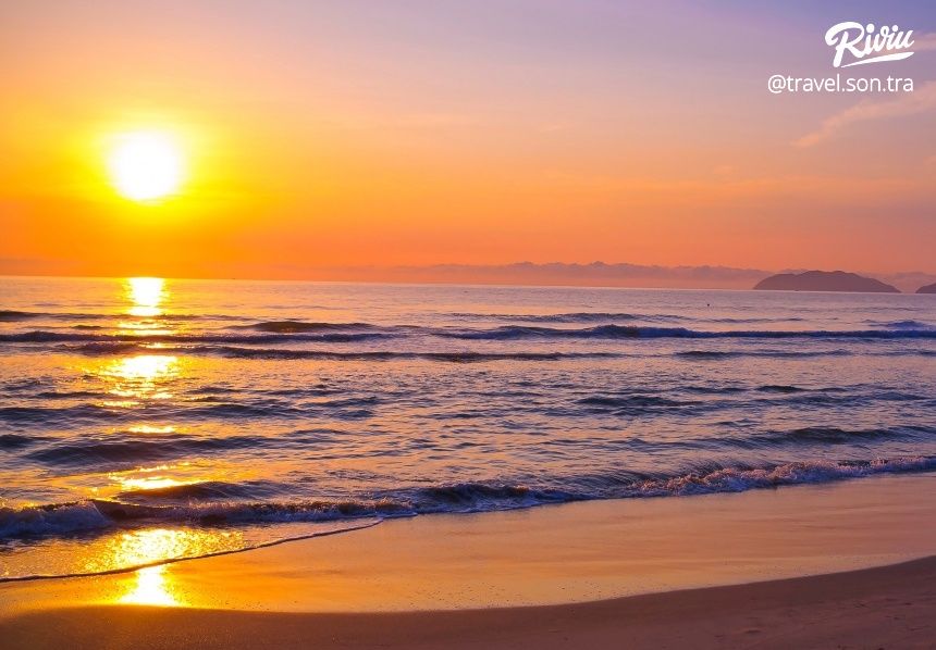 BIỂN MỸ KHÊ ĐÀ NẴNG – TUYỆT CẢNH NHÂN GIAN HIẾM CÓ CỦA THÀNH PHỐ ĐÁNG SỐNG - ảnh 2 bien my khe da nang – tuyet canh nhan gian hiem co cua thanh pho dang song - anh 2