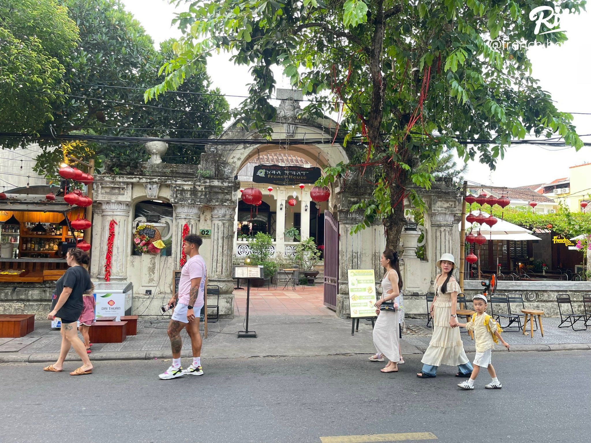 french house restaurant hoi an: diem giao van hoa viet - phap - anh 1